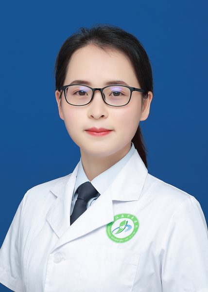郑小燕  &nbsp; 主治中医师.JPG