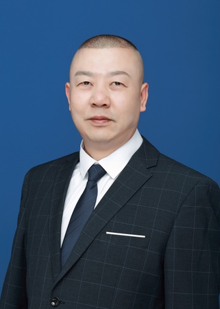 黄勤忠   主任.jpg