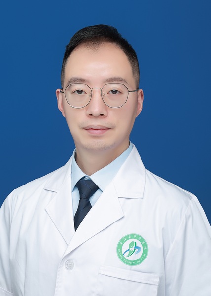 钟利民             中西医结合副主任医师       副主任.JPG